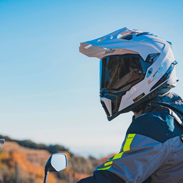 Casque de Moto Aventure Explorer Composite Blanc présentation