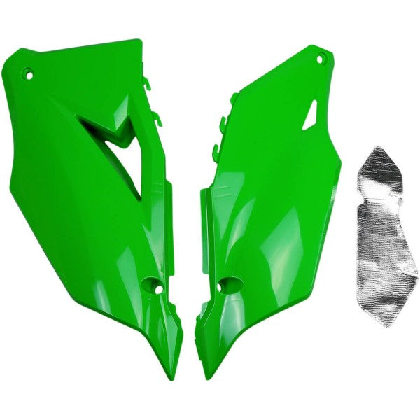 Panneaux Latéraux de Plastique de Rechange pour Kawasaki||Replacement Plastic Side Panels for Kawasaki