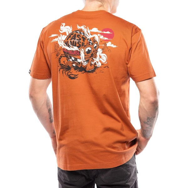 T-Shirt Stinger Orange essayage de dos