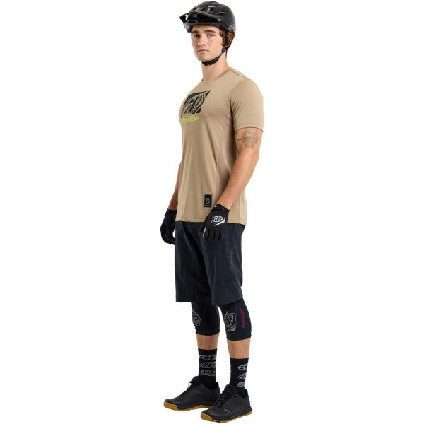 Maillot de Vélo Skyline Ride Scrubbed Manches Courtes Beige incliné de face