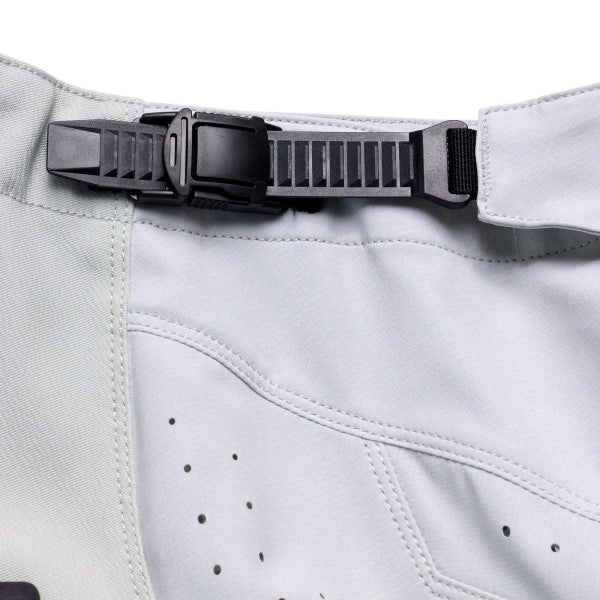 Pantalon de Motocross SE Pro Solo Troy Lee Design blanc, détail attache