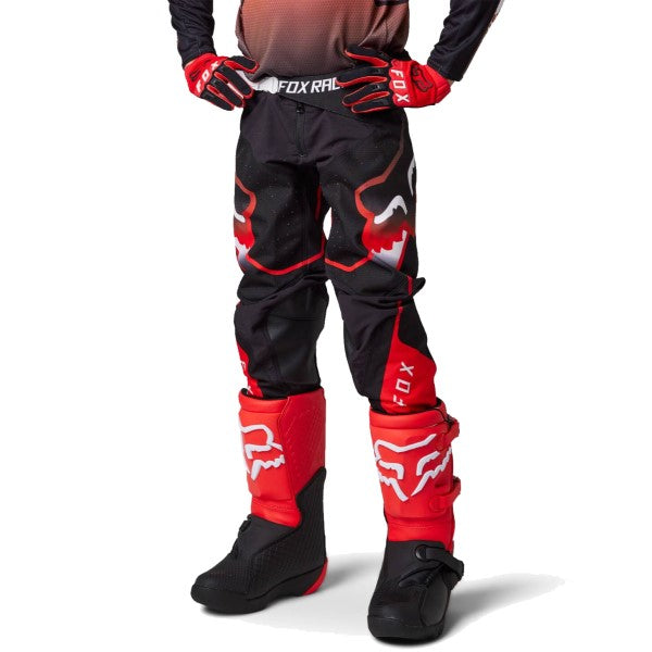 Pantalon de Motocross 360 Vizen Junior Noir/Rouge incliné de face