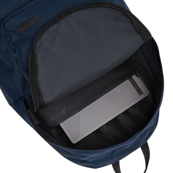 Transit Everyday Backpack